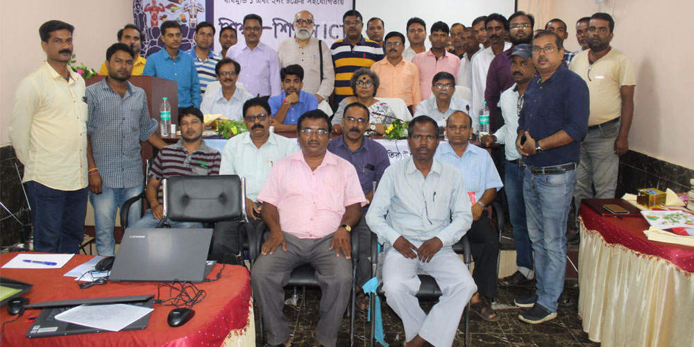 Digital learning center students using computers in Sundarbans education program