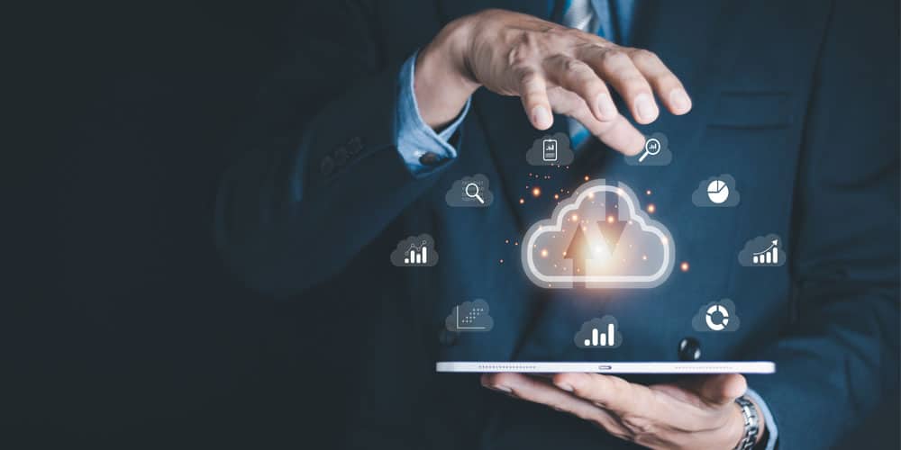 Cloud consulting dashboard showing cost Optimization and FinOps metrics for Indian enterprise IT leaders