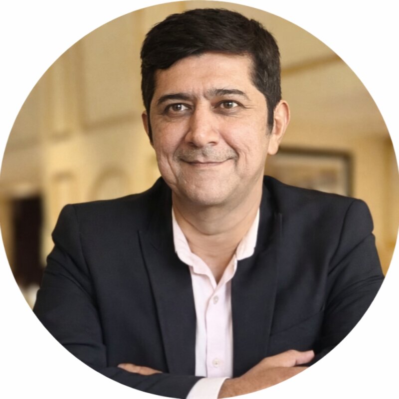 Picture of Kiran Thakkar 